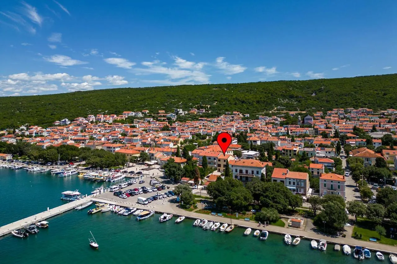 Seafront Apartment Nana 1 And 2 - Happy Rentals Punat
