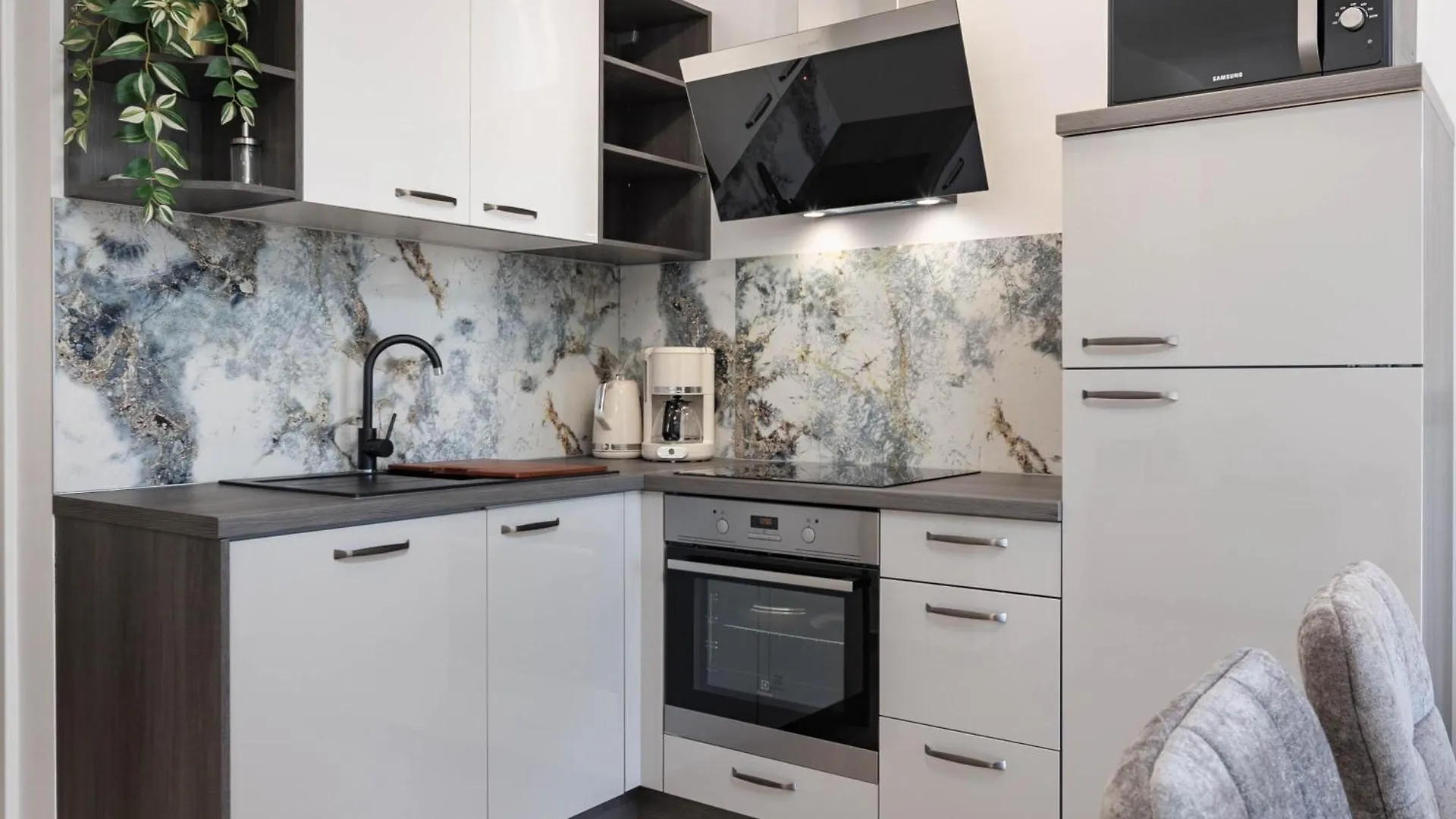 Seafront Apartment Nana 1 And 2 - Happy Rentals Punat Croatia